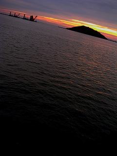 姫島と夕陽