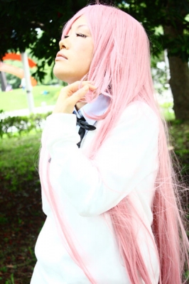 MOMOI