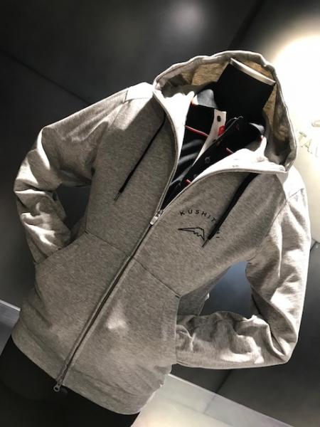 PERFORMANCE STORE 限定パーカー！ :KUSHITANI 横浜店 | KUSHITANI