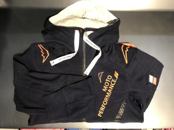 レブロフーディー入荷しました！：KUSHITANI 横浜店 | KUSHITANI