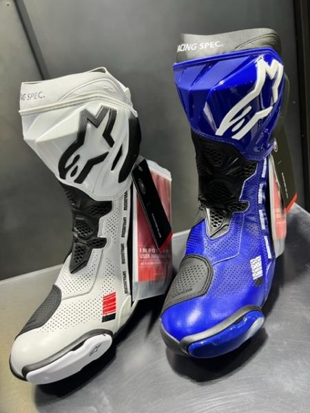 入荷速報】SUPERTECH R v2 × ProtoCore Leather Model入荷の