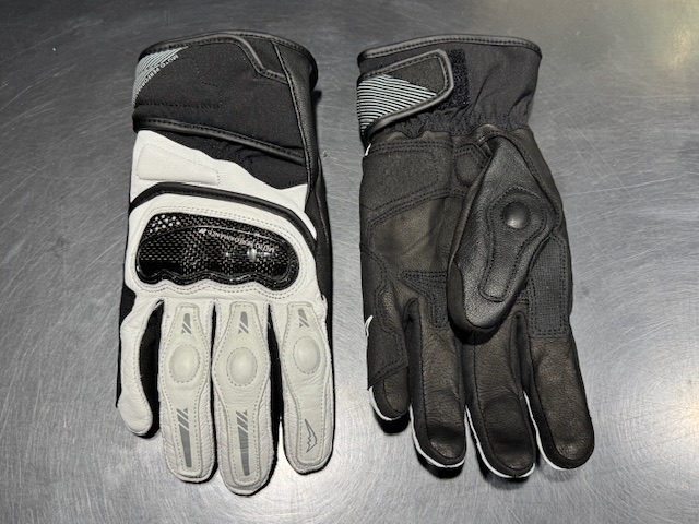 2025年秋冬アイテム＞K-5605_ｳﾞｧｰｼﾃｨｳｲﾝﾀｰｸﾞﾛｰﾌﾞが入荷しました