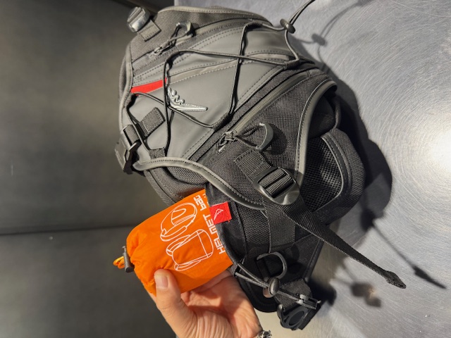 ヒップバッグと併せてどうでしょう!!:KUSHITANI横浜店 | KUSHITANI ヒップバッグと併せてどうでしょう!!:KUSHITANI横浜店 | KUSHITANI