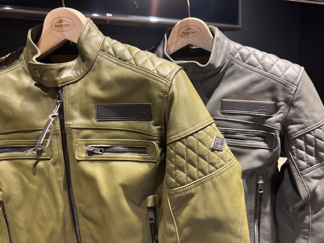 2026年新商品】＜K-0731＞ｱｰｶﾅﾚｻﾞｰﾌﾞﾘｰｽﾞｼﾞｬｹｯﾄが入荷いたしました