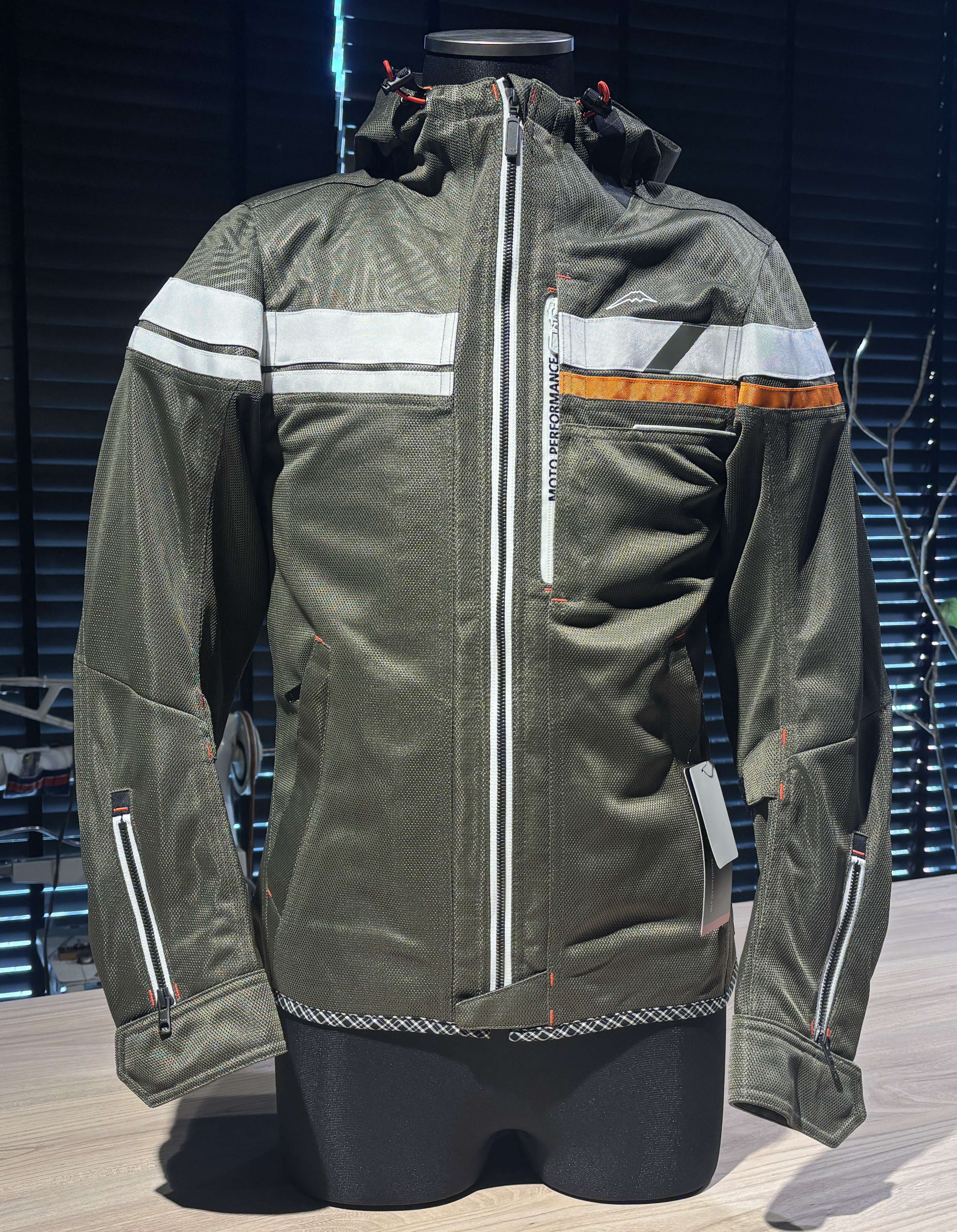 2026新商品】＜K-2455＞フルメッシュパーカージャケットが入荷いたし