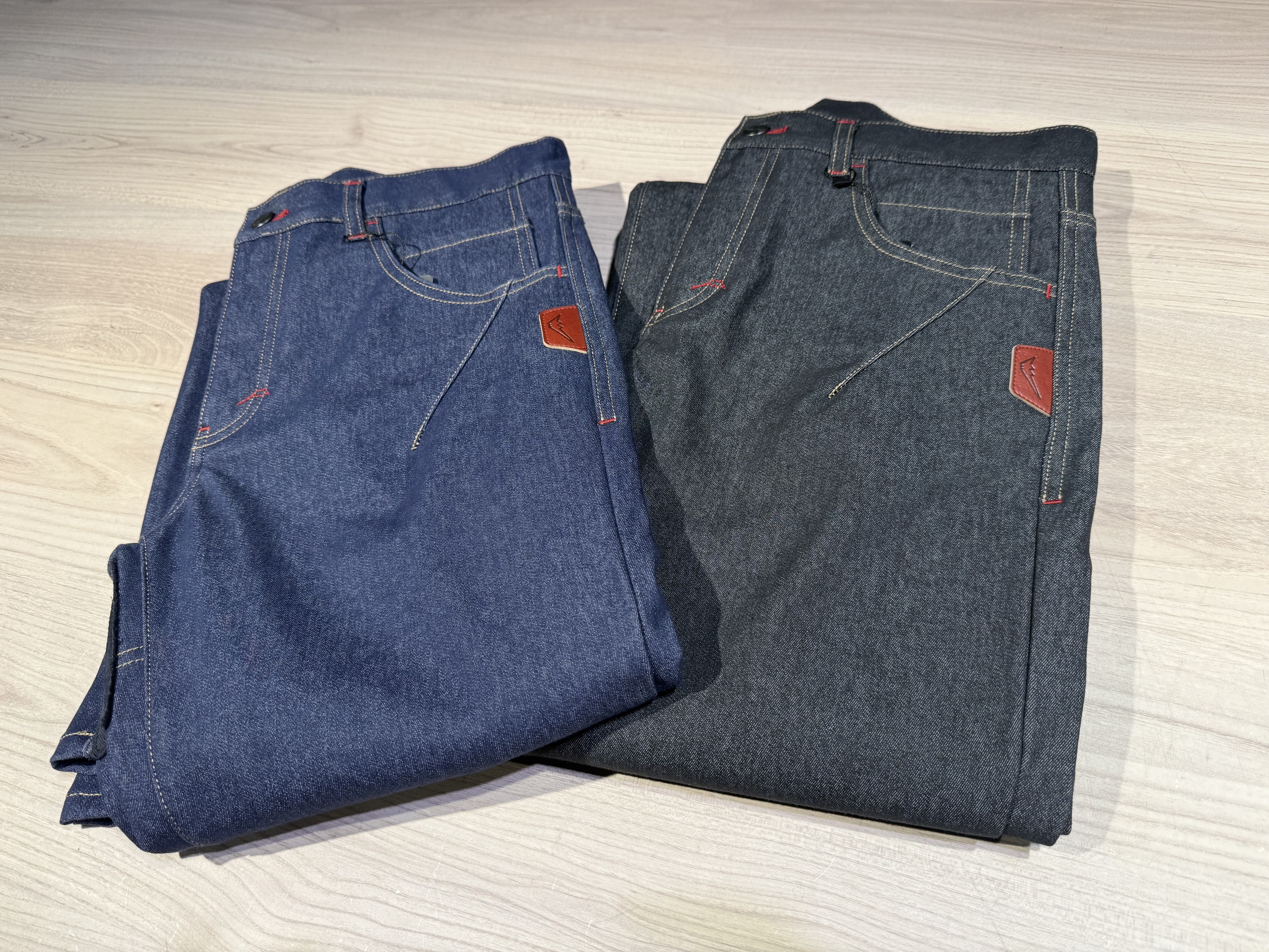 試着程度　KUSHITANI EYRジーンズ　33インチ　おまけジャケット付き 2026年09月09日の記事 | KUSHITANI PERFORMANCE STORE 横浜店