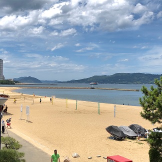 マリゾンの砂浜