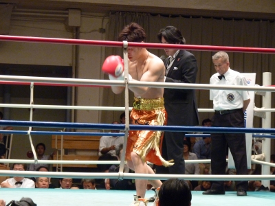 ウォーミングアプする林徹磨選手