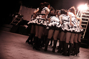 DOCUMENTARY of AKB48 Show must go on