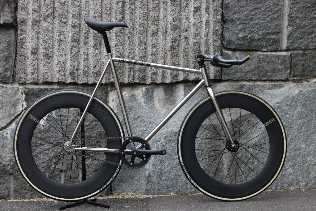 carbon bullhorn handlebars