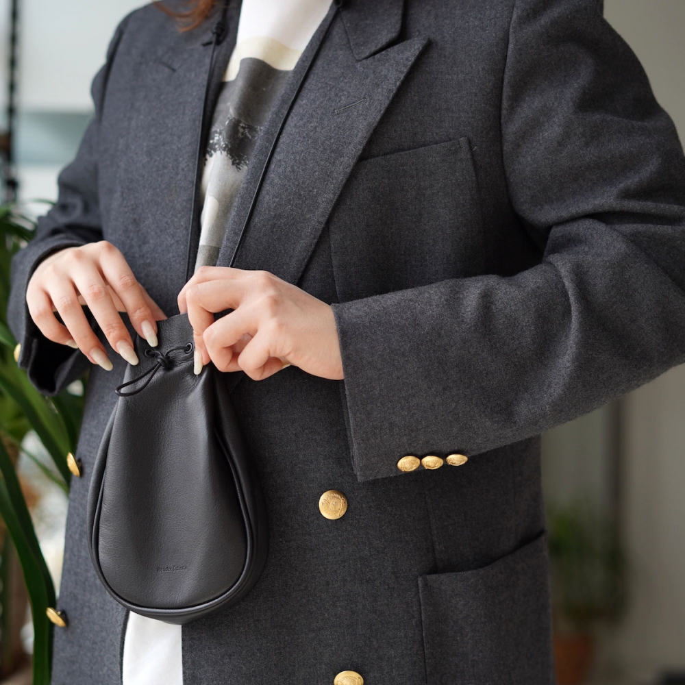 Hender Scheme / 定番アイテムをいつもと異なる雰囲気で