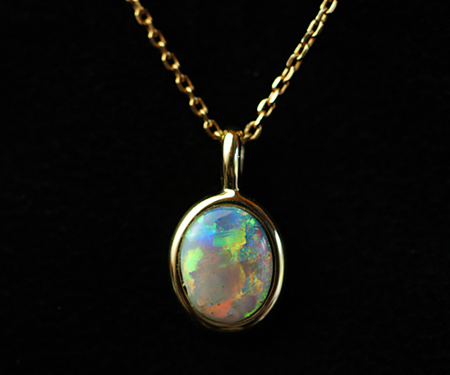 ブラックオパール 1.65cts 18k ペンダントトップ