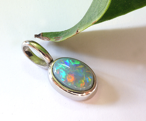【ORDER MADE JEWELLERY】ライトニングリッジ ブラックオパール プラチナペンダントヘッド