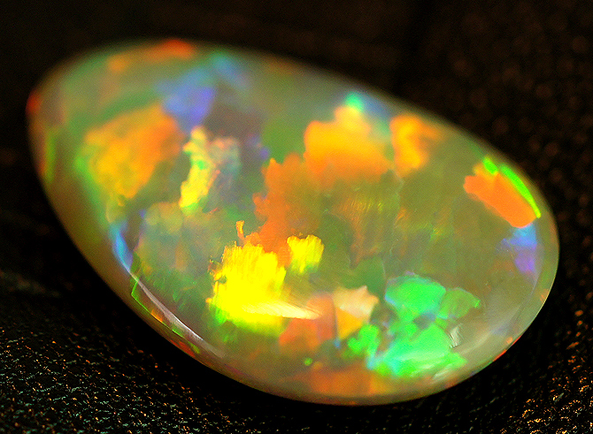 DOUBLE SIDED DIFFARENT FACE BLACK OPAL