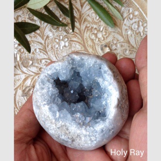 Holy Ray ホーリーレイ、セレスタイト