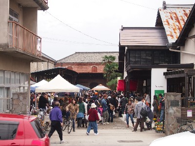 第8回動楽市会場4.jpg