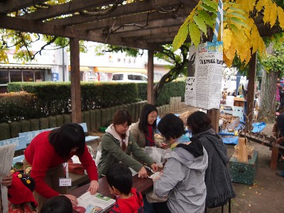 第8回動楽市 新聞紙.jpg