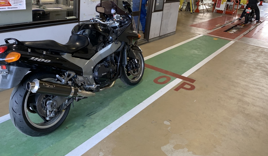 ZZR1100 ZX-11 大きから D型 純正キャブ 分解清掃 OH済 すぐ使え