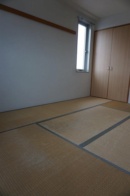 シルバー世代にも安心なTATAMI(畳)へ模様替え:大阪大東市家庭用国産畳専門店イマドキの畳屋さんうえむら畳3