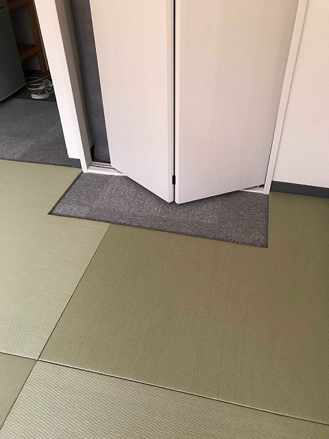 極薄縁無し琉球畳:タイルカーペットからニッポンの床に模様替え:大阪のイマドキの畳屋さんうえむら畳8