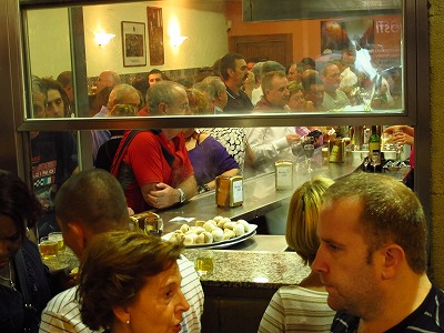 Bar Angel店内