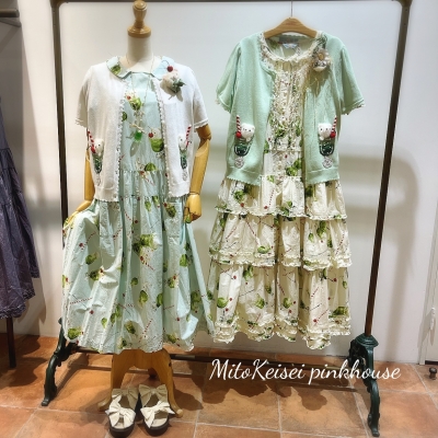 新品未使用品　タグ付き　ピンクハウス　クリームソーダ柄ミディアムワンピース PINK HOUSE（ピンクハウス）の「クリームソーダプリントミディ