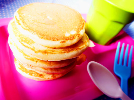 ヨーグルトを入れると柔らかホットケーキが!