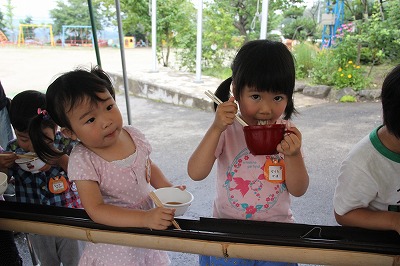 流しそうめん