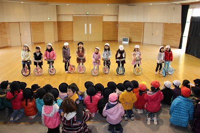 ゆり一輪車発表会