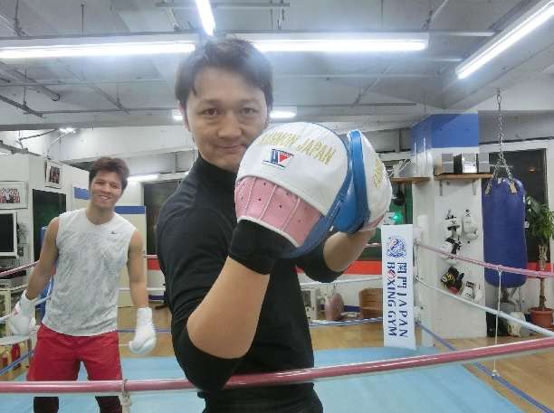 ボクシング特注ミットローチミット