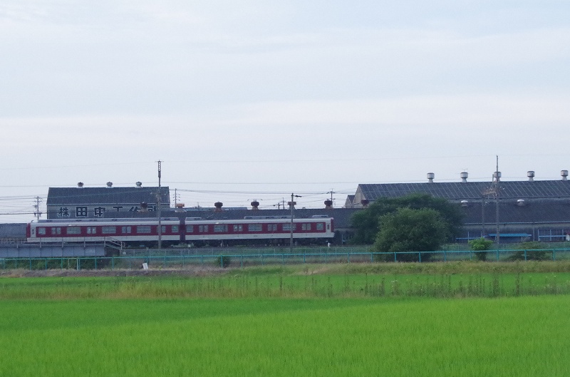 03-densya01af.jpg