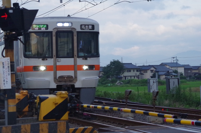 03-densya10af.jpg