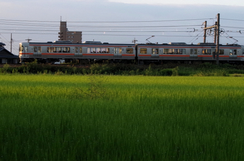19-asa-densya09af.jpg
