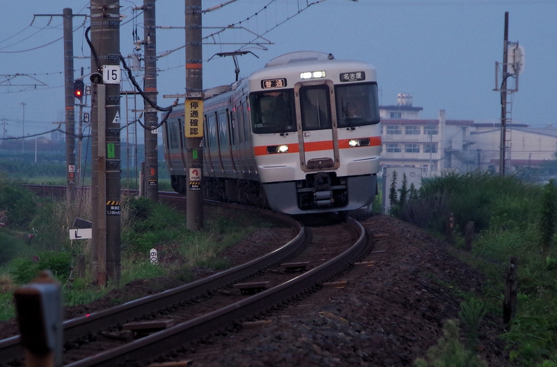 19-asa-densya-01af.jpg
