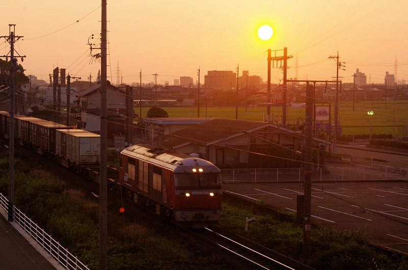 02-asa-densya-03af.jpg