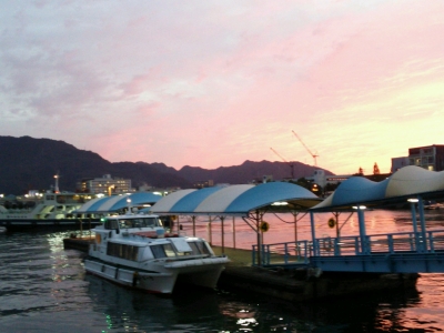 夕日の桟橋