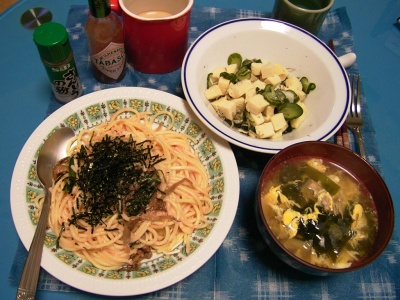 R0029978和風スパゲティ、キュウリと高野豆腐の酢の物、かき玉汁_400.jpg