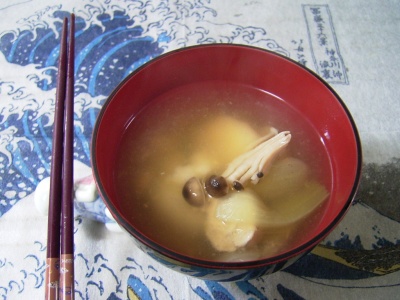 R0030090朝-お雑煮_400.jpg