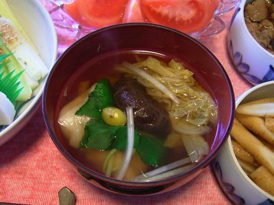 R0033412朝-おせち雑煮_400.jpg