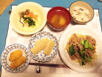 SBSH0212夜-ひき肉野菜炒め、筍煮物、ナムル奴、筍ごはん、牡蠣フライ_400.jpg