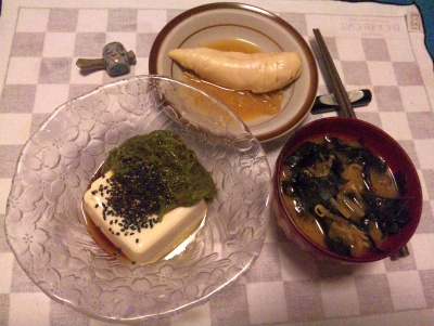 SBSH0221_1009夜-さっと煮のササミ、メカブ奴、餅入りわかめ味噌汁_400.jpg