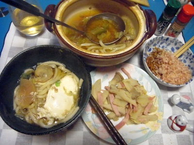 RIMG0009_0205夜-鍋焼きうどん、エリンギとポテトソテー、オカカ納豆_400.jpg