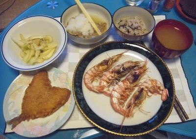RIMG0014_119夜-海老焼き、アジフライ、セロリ、おろし納豆、16穀米ご飯、スープ_400.jpg