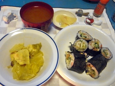 RIMG0027_0207夜-チキンとキャベツのカレー煮、海苔巻き、トマトスープ、生姜の酢漬_400.jpg