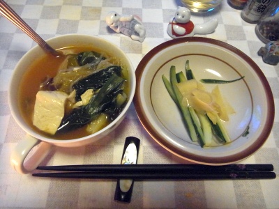 RIMG0018_0213夜-豆腐鍋、キュウリと生姜の酢漬け_400.jpg