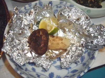 RIMG0003_1010夜-マツタケ1本ホイル焼き.JPG