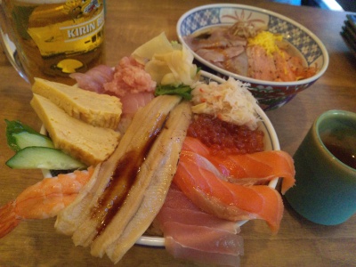 SBSH0513_0720昼-海鮮こぼれ丼と炙り丼_400.jpg