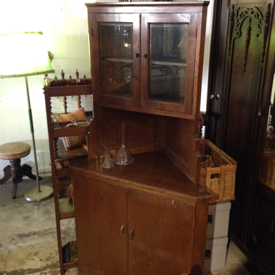 古家具 コーナー棚
