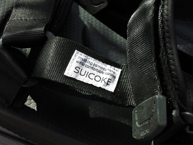 SUICOKE ¥¹¥¤¥³¥Ã¥¯ ¥µ¥ó¥À¥ë (5).JPG
