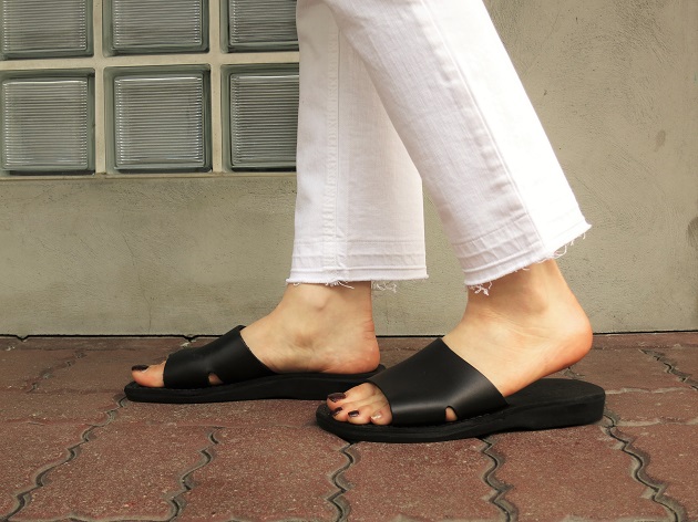 Jerusalem Sandals Bashan.JPG
